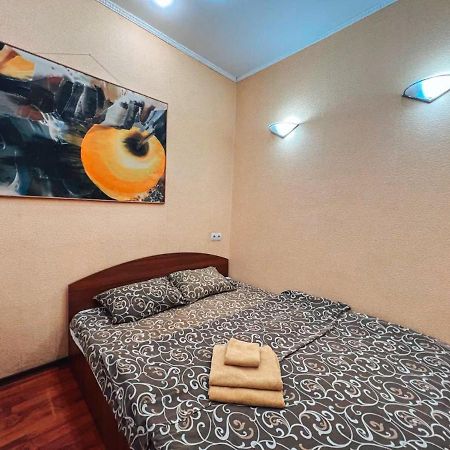 Apartment Near Metro Station Darnitsa キエフ エクステリア 写真