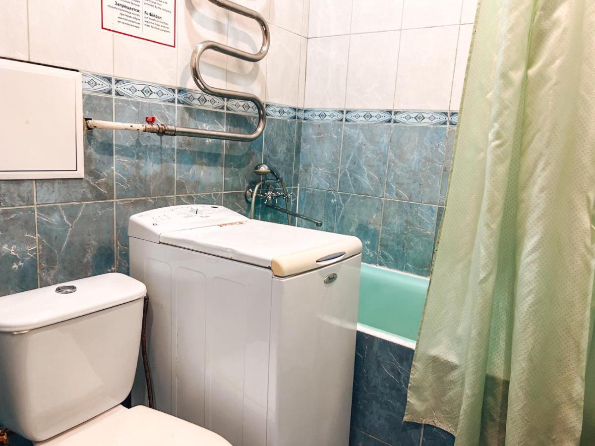 Apartment Near Metro Station Darnitsa キエフ エクステリア 写真