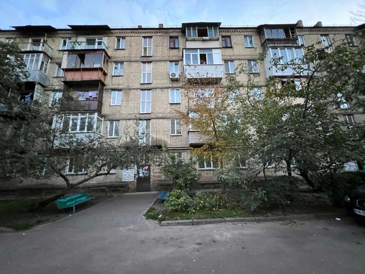 Apartment Near Metro Station Darnitsa キエフ エクステリア 写真